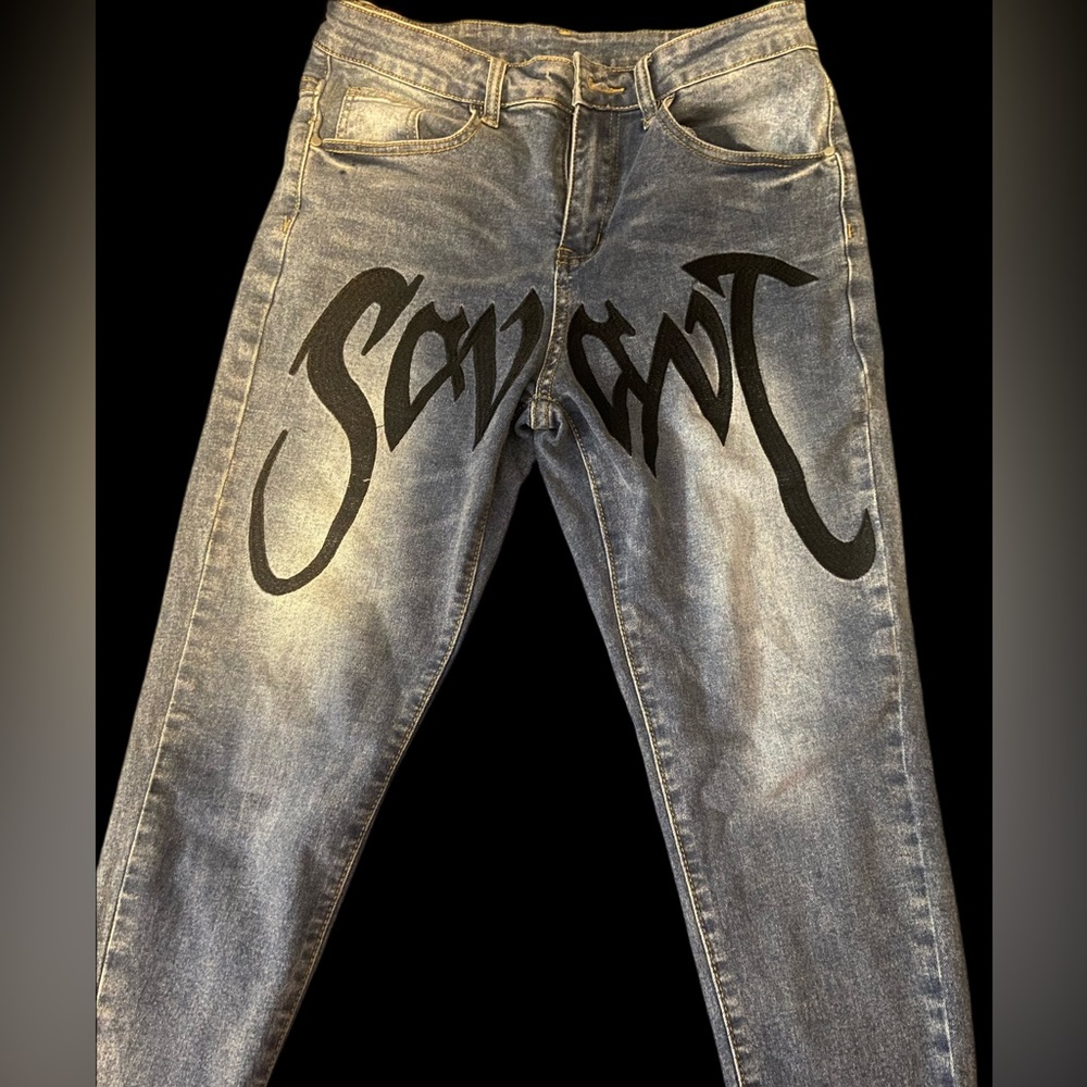 Graphic Baggy Jeans